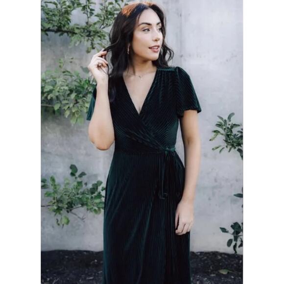 Baltic Born Andi Ribbed Emerald Green Midi Wrap Dress Size Large - Picture 2 of 12